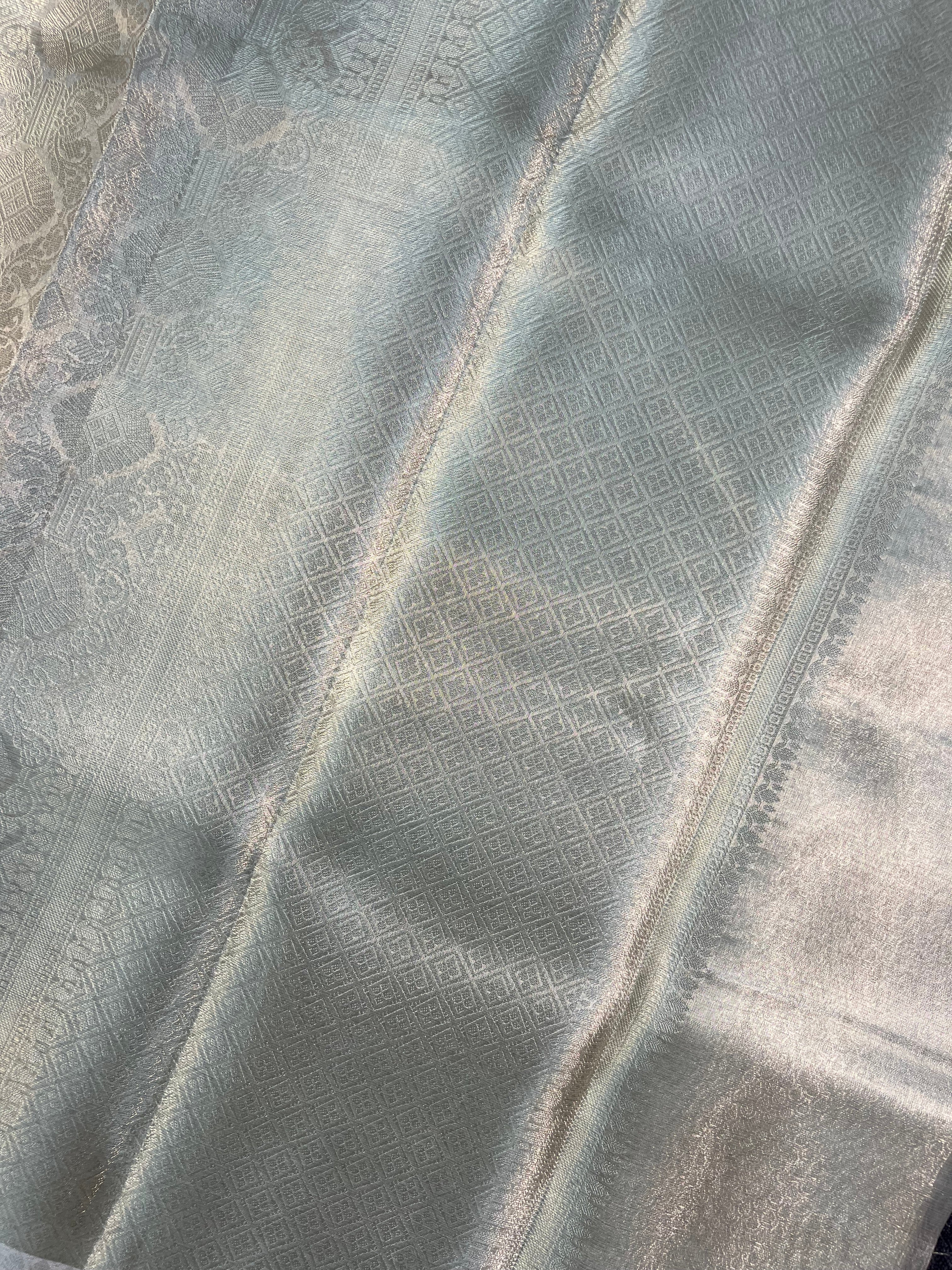 Exclusive Tissue Tanchui Gold Based Saree