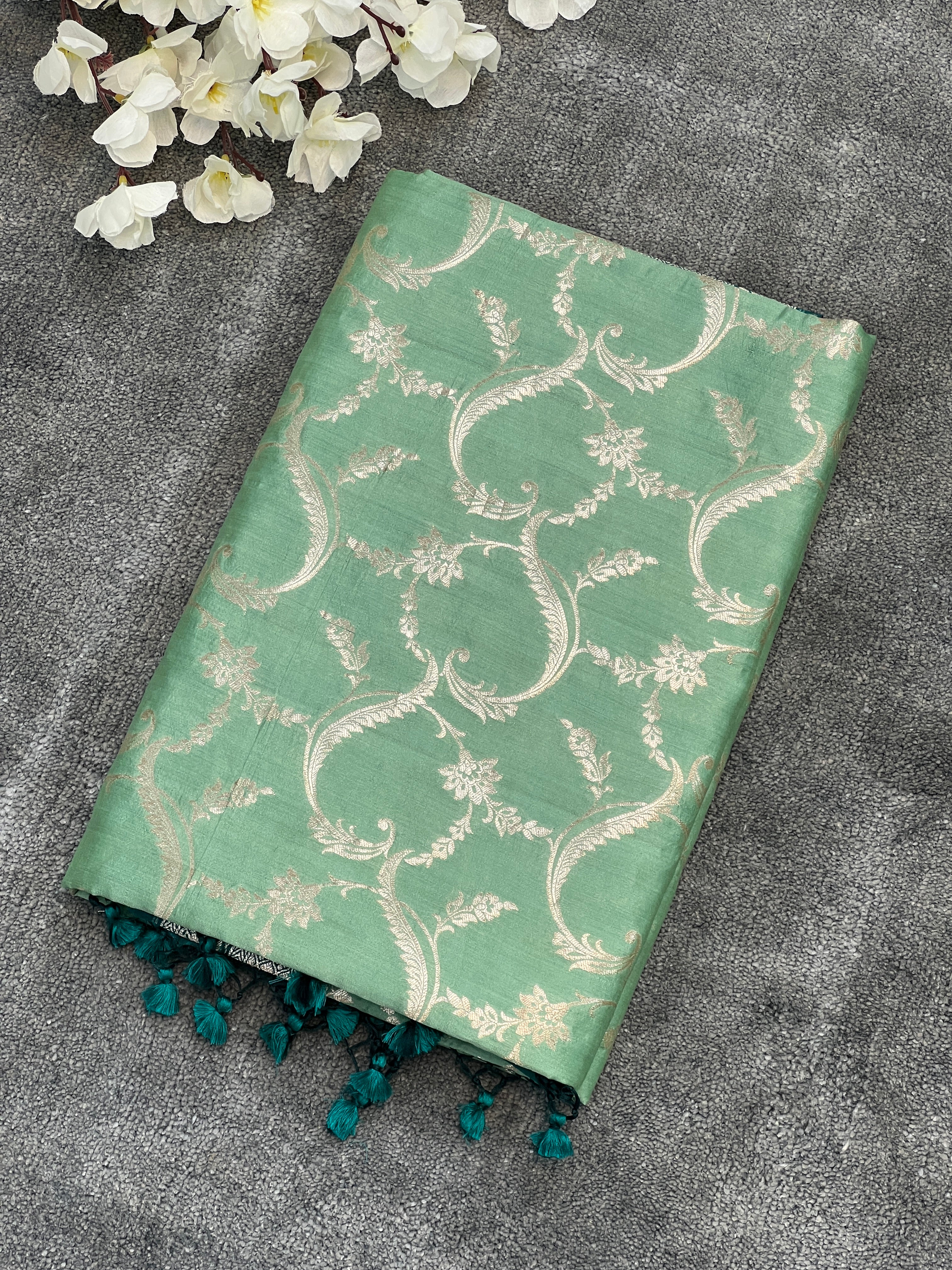 Handloom Pure Chiniya Silk Saree