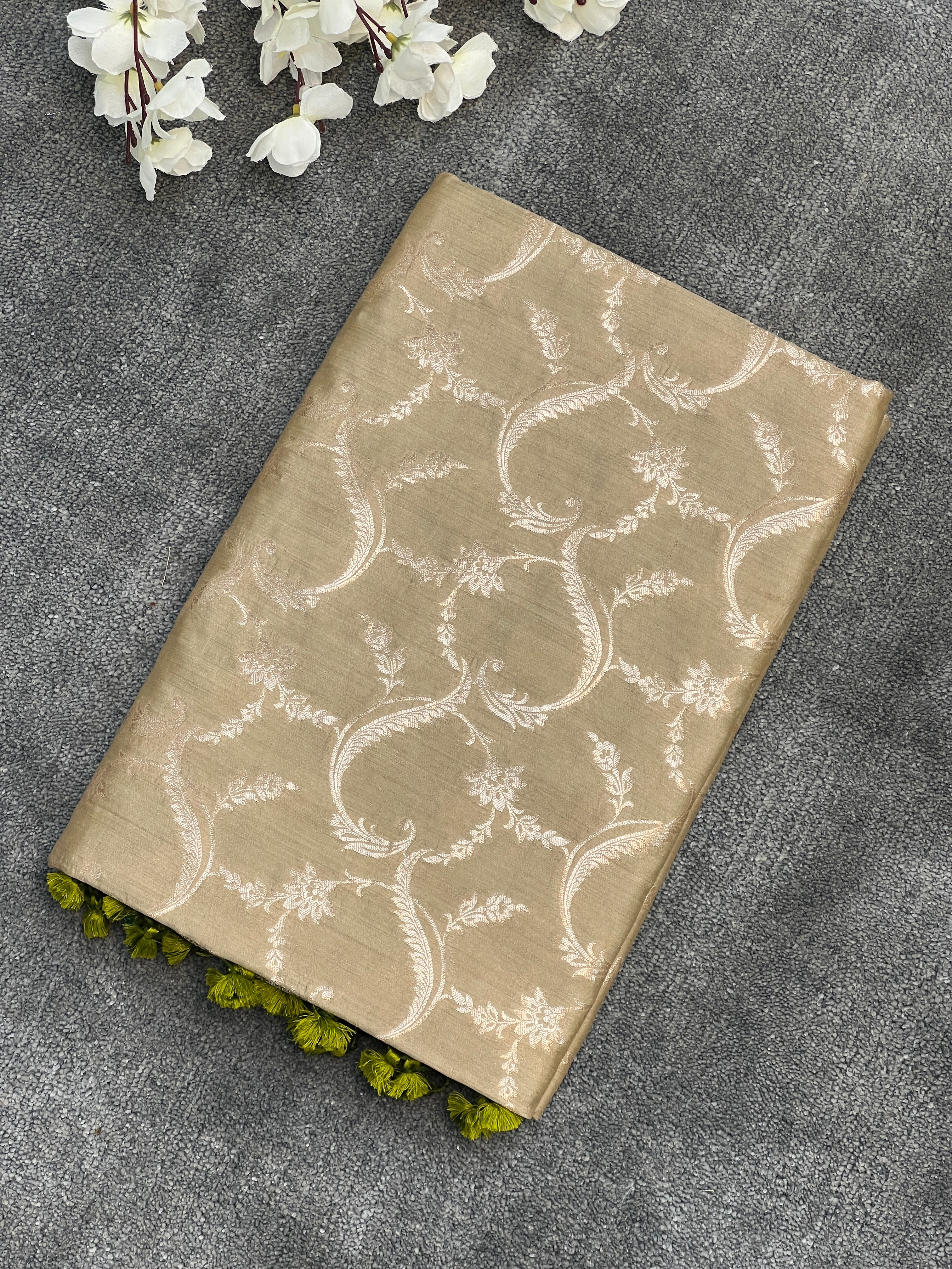 Handloom Pure Chiniya Silk Saree