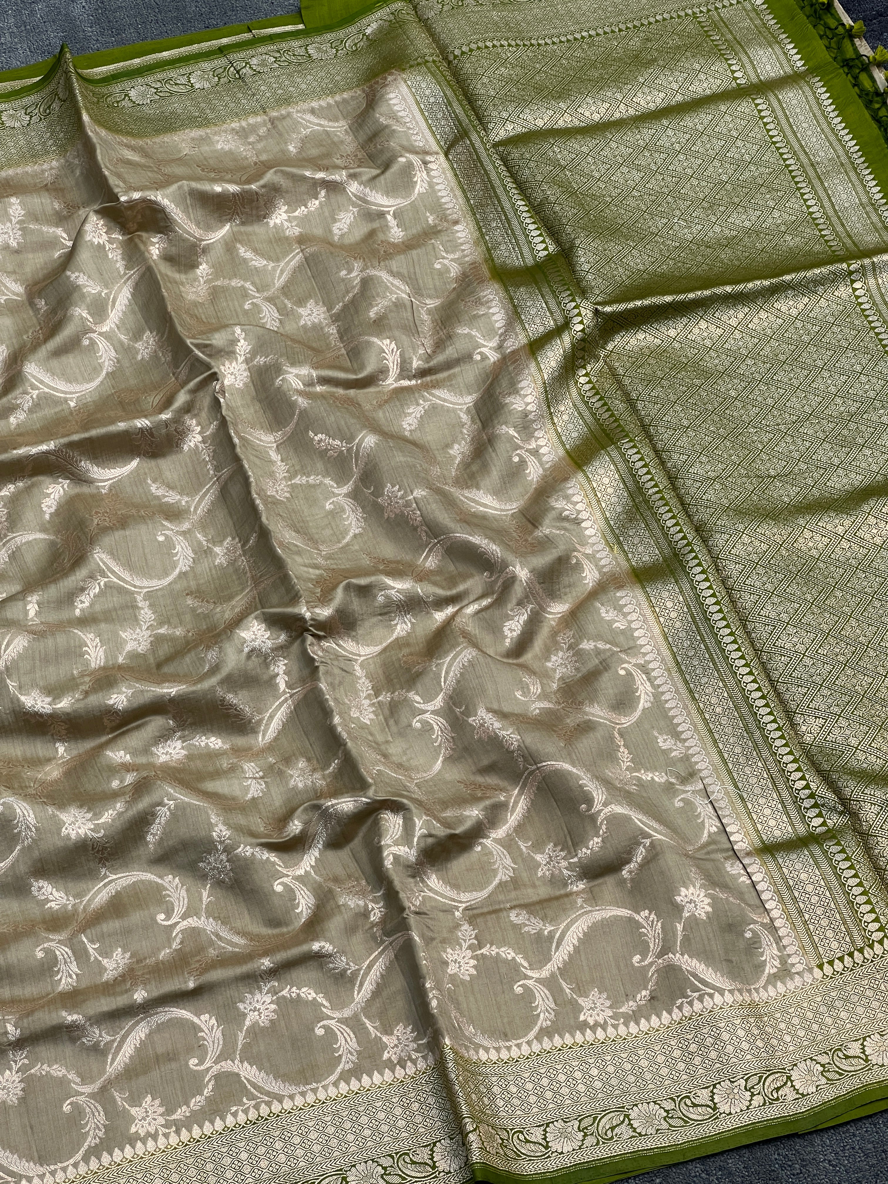 Handloom Pure Chiniya Silk Saree