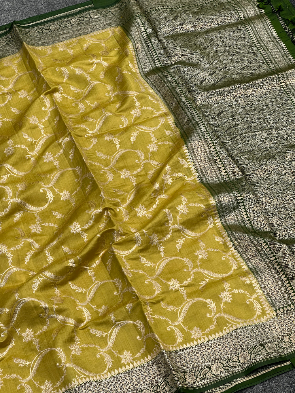 Handloom Pure Chiniya Silk Saree