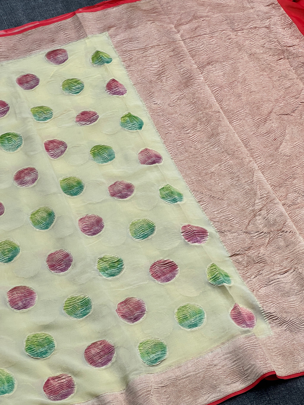 Rare Pure Chiffon Georgette Crushed Motifs Saree