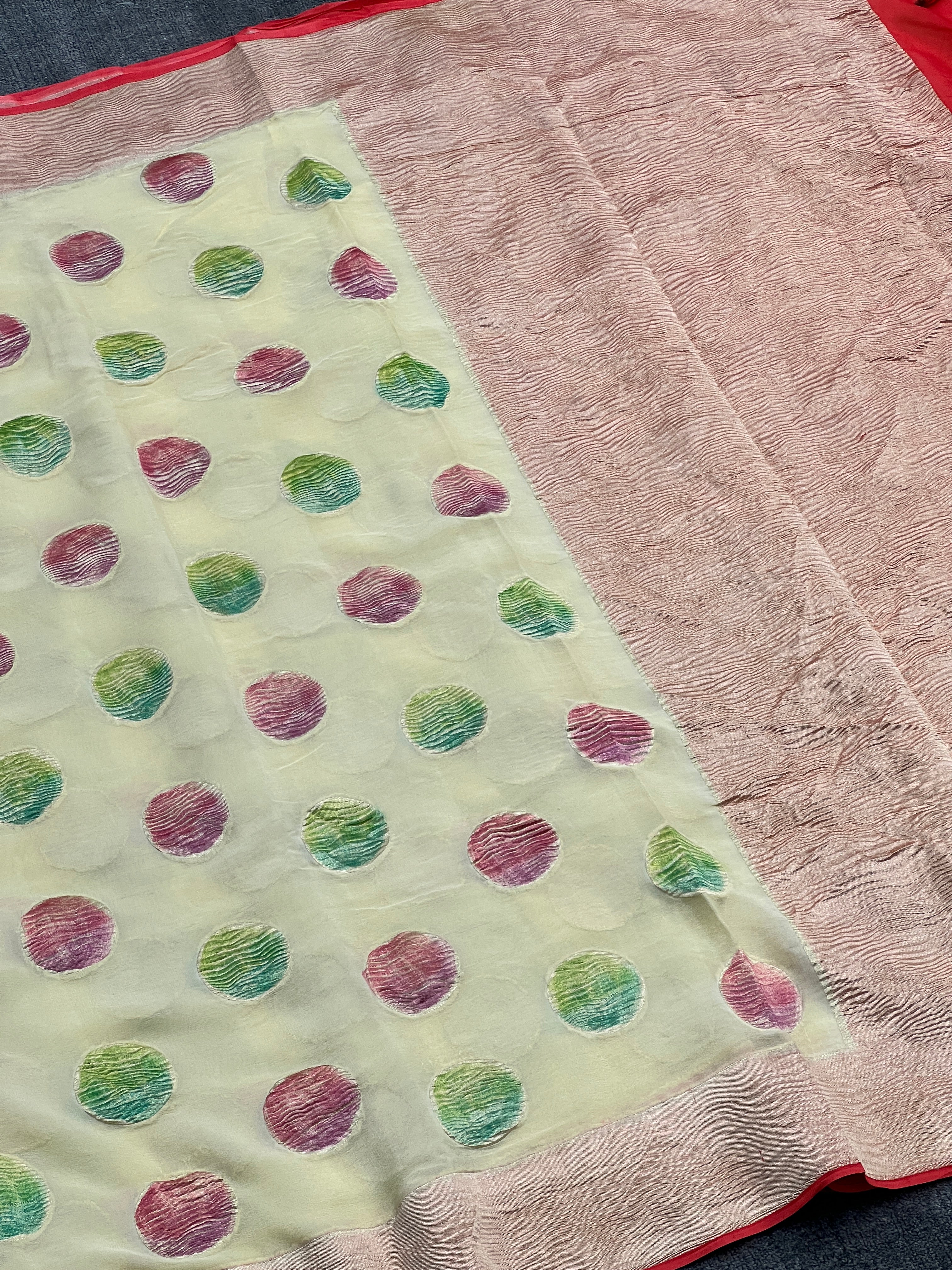 Rare Pure Chiffon Georgette Crushed Motifs Saree