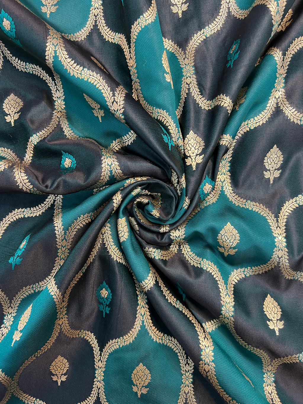 Rangkat Mashru Kataan Silk Saree